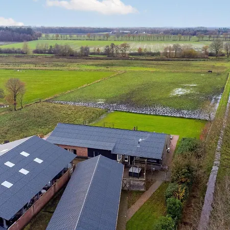 De Hoeve Ii